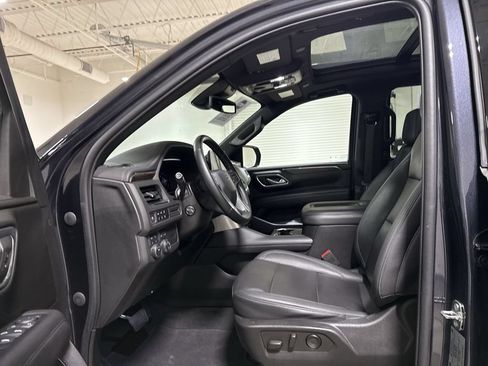 Used 2023 Chevrolet Tahoe Z71 w/ Luxury Package AWD/4WD image 21