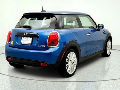 Used 2024 MINI Cooper SE w/ Signature Upholstery Package FWD image 5