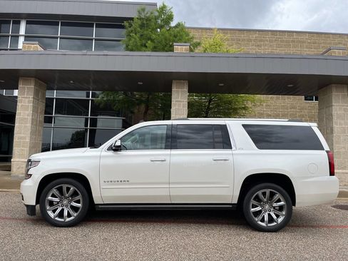 Used 2015 Chevrolet Suburban LTZ AWD/4WD image 3