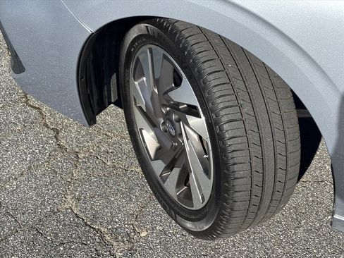 Used 2023 Subaru Legacy Limited image 26