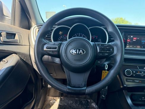 Used 2015 Kia Optima LX FWD image 10