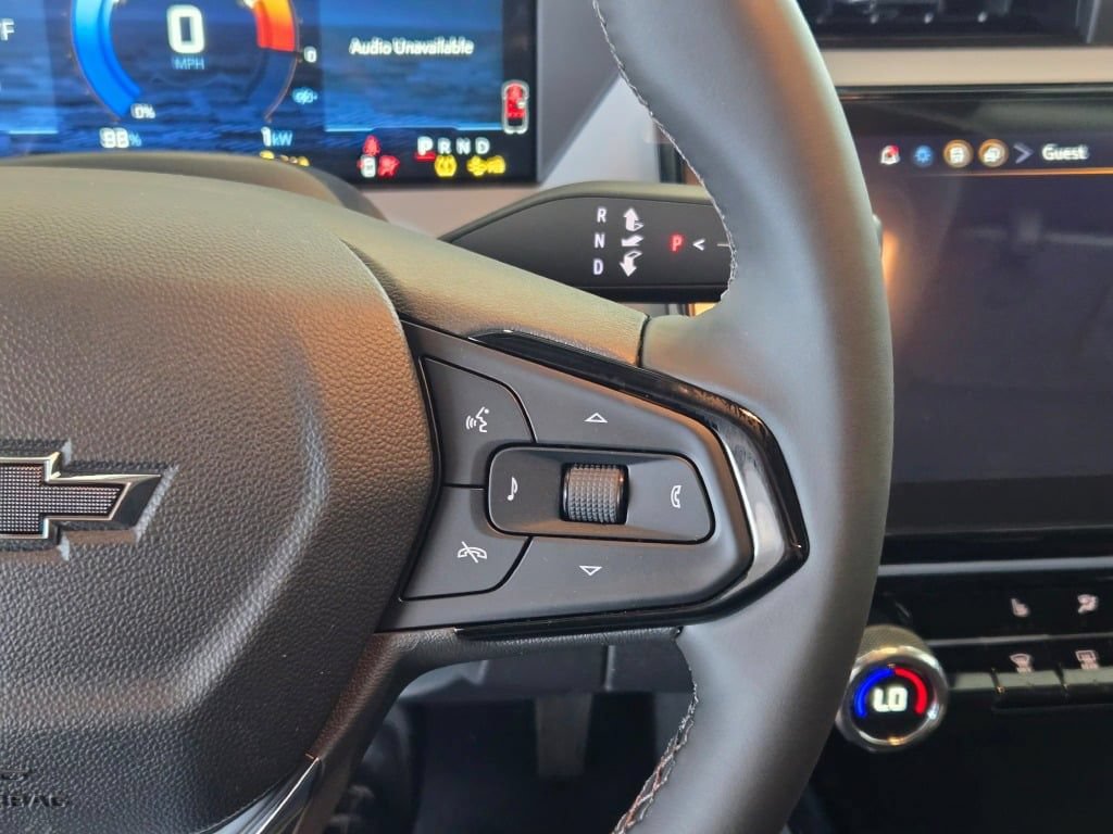New 2027 Chevrolet Bolt LT w/ Comfort Package FWD image 28