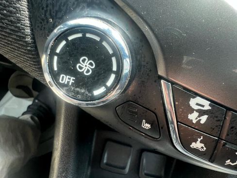 Used 2016 Chevrolet Cruze LT w/ Convenience Package image 26