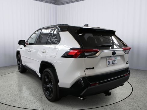 Used 2020 Toyota RAV4 XSE AWD/4WD image 5