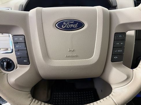 Used 2010 Ford Escape 4WD Hybrid image 16