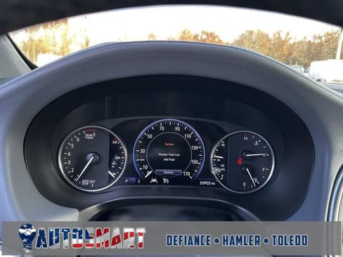 Used 2024 Buick Enclave Premium image 19