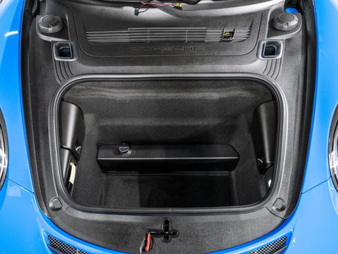 Used 2018 Porsche 911 GT2 RS RWD image 18