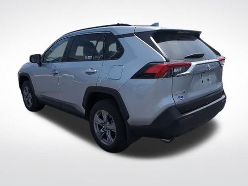 Certified 2022 Toyota RAV4 XLE AWD/4WD image 7