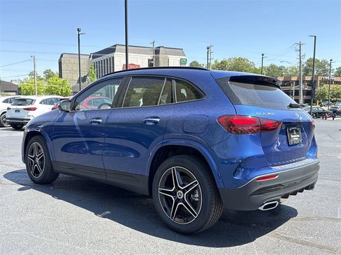 Certified 2025 Mercedes-Benz GLA 250 image 3