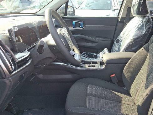 New 2026 Kia Sorento LX image 7