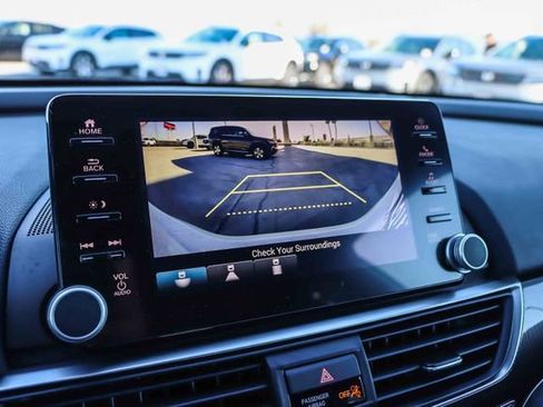 Used 2022 Honda Accord Sport image 26