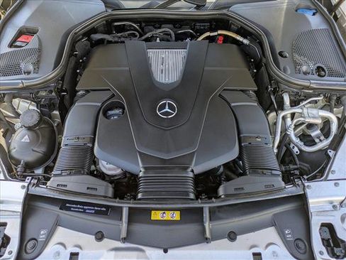 Used 2018 Mercedes-Benz E 400 Coupe image 22
