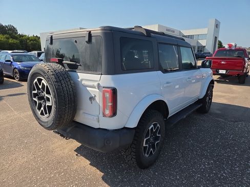 Used 2023 Ford Bronco Outer Banks AWD/4WD image 6