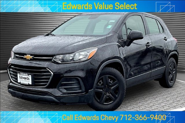 Used 2018 Chevrolet Trax LS FWD image 1