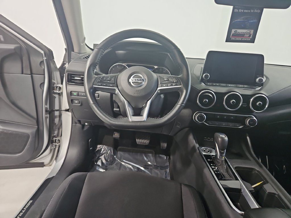 Used 2022 Nissan Sentra SV FWD image 14