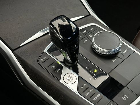 Used 2022 BMW 330i Sedan w/ Premium Package image 20