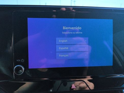 Certified 2023 Toyota Venza LE AWD/4WD image 19
