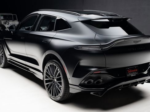 Used 2023 Aston Martin DBX 707 image 23