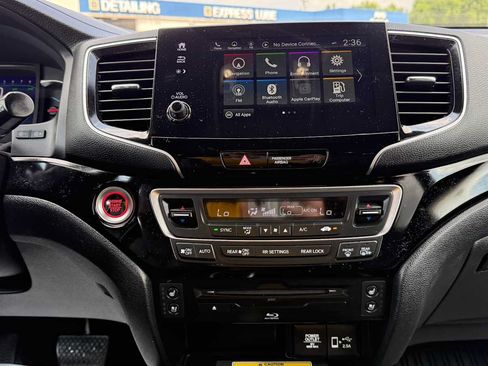 Used 2022 Honda Pilot Black Edition image 22
