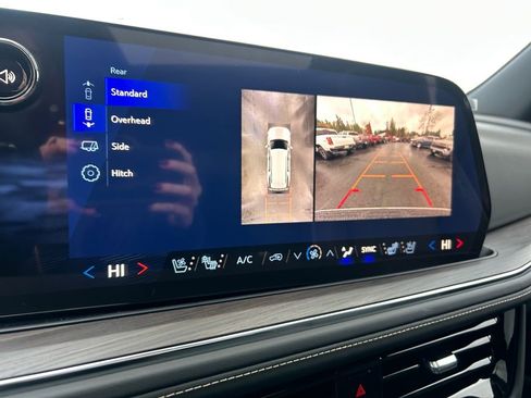 New 2026 Chevrolet Tahoe Premier AWD/4WD image 19