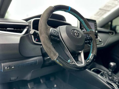 Used 2019 Toyota Corolla XSE image 14