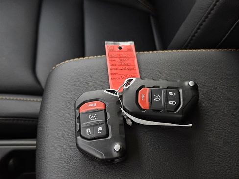 New 2025 Jeep Wrangler Unlimited Sahara image 23