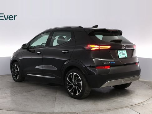 Used 2022 Chevrolet Bolt EUV Premier w/ Sun & Sound Package image 14