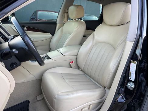 Used 2016 INFINITI QX50 AWD w/ Premium Plus Package image 8