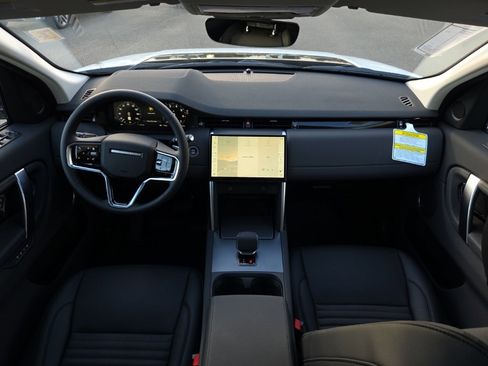 New 2025 Land Rover Discovery Sport S image 22