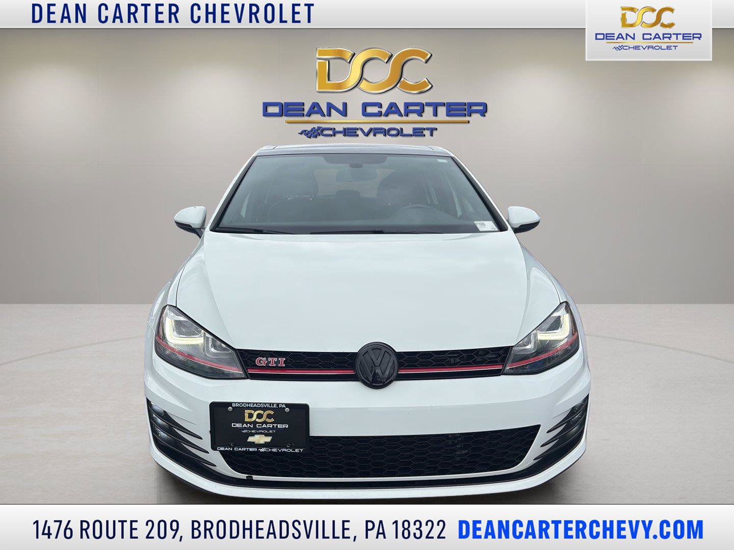 Used 2017 Volkswagen GTI SE FWD image 1