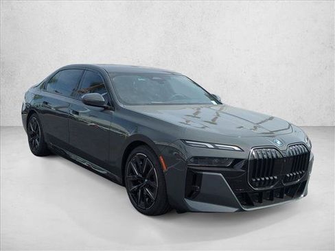 New 2026 BMW i7 eDrive50 w/ M Sport Package RWD image 7