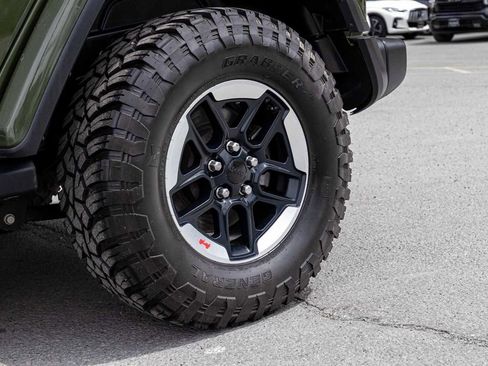 Used 2021 Jeep Wrangler Unlimited Rubicon AWD/4WD image 8
