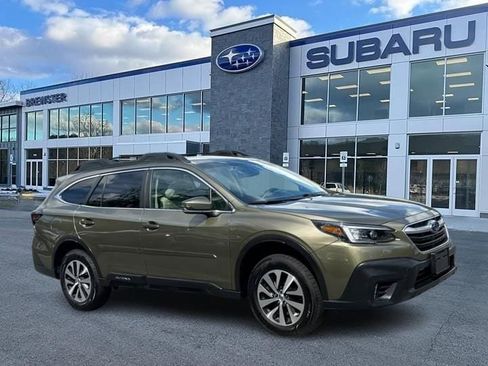 Certified 2022 Subaru Outback Premium AWD/4WD image 1