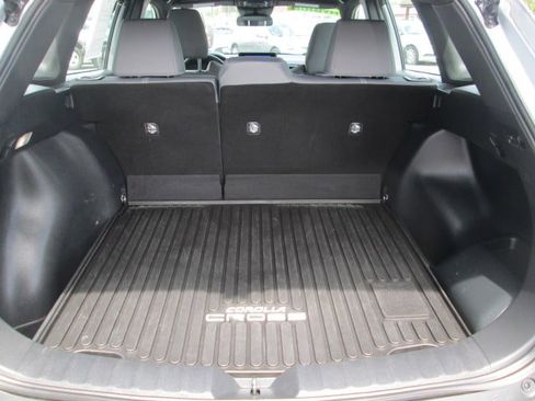 Used 2025 Toyota Corolla Cross AWD Hybrid image 12