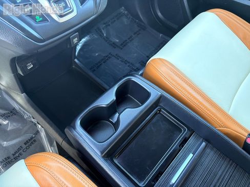 Used 2024 Honda Odyssey Sport image 14
