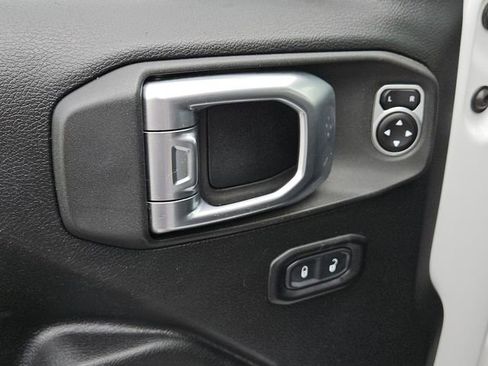 Used 2020 Jeep Wrangler Unlimited Sport AWD/4WD image 33