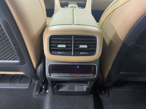 Used 2024 Mercedes-Benz GLE 580 4MATIC image 28