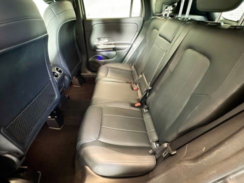 Certified 2021 Mercedes-Benz GLA 250 GLA 250 4MATIC SUV image 22