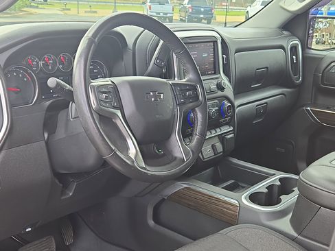 Used 2020 Chevrolet Silverado 1500 RST w/ All-Star Edition image 17