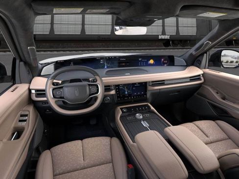 New 2025 Lincoln Navigator Black Label image 32