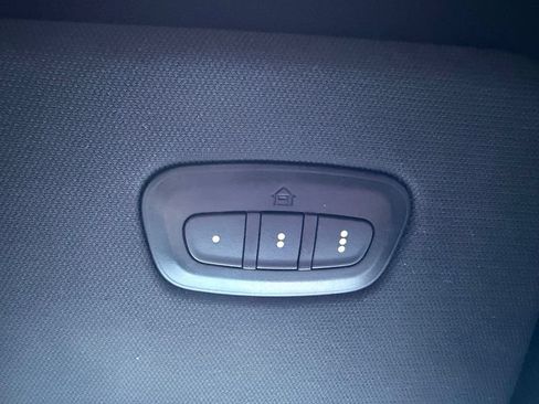 Used 2023 RAM 1500 Big Horn AWD/4WD image 23