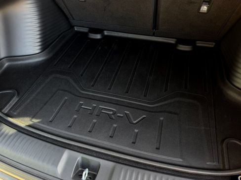 Used 2025 Honda HR-V Sport image 30