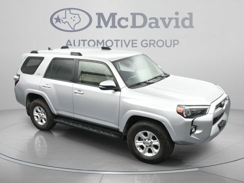 Used 2021 Toyota 4Runner SR5 Premium AWD/4WD image 32