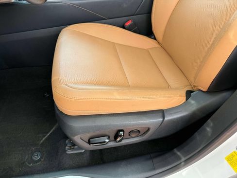 Used 2023 Lexus RX 350 Premium w/ Accessory Package AWD/4WD image 14