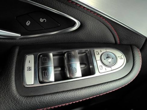 Used 2017 Mercedes-Benz GLC 43 AMG 4MATIC image 35