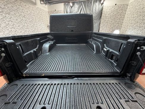 Used 2021 Jeep Gladiator Sport image 11