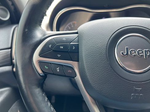 Used 2021 Jeep Grand Cherokee Laredo X RWD image 21