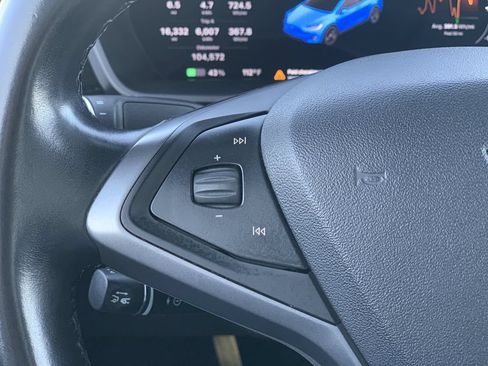 Used 2018 Tesla Model X 75D AWD/4WD image 15