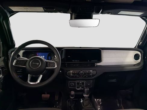 Used 2024 Jeep Wrangler Unlimited Sahara w/ Technology Group image 21