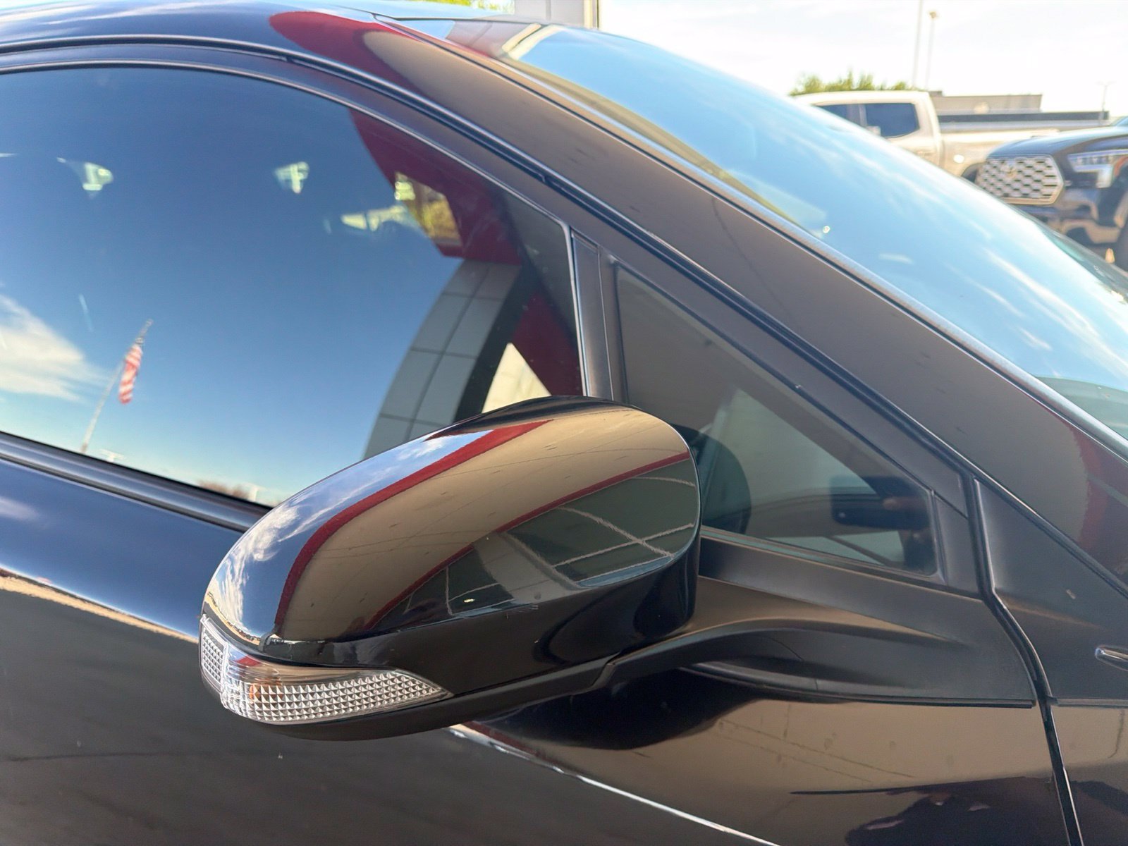 Used 2021 Toyota C-HR XLE FWD image 20